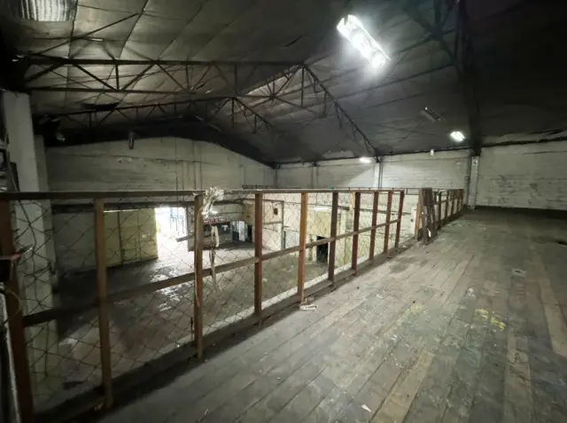 Spacious 1,829.75SQM WAREHOUSE with office For Rent  in Mandaluyong City - Secondary Image