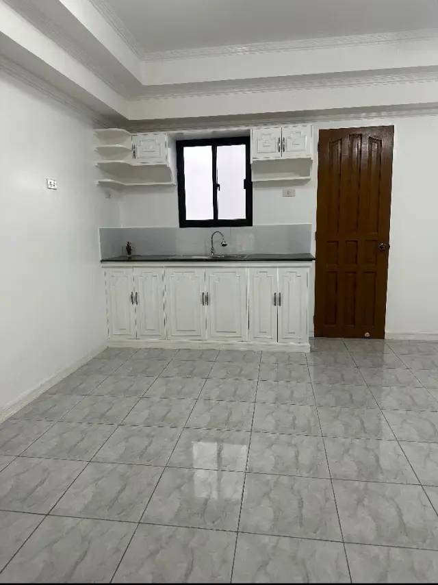 4BR Townhouse For Rent in Minglanilla Cebu near Gaisano - Secondary Image