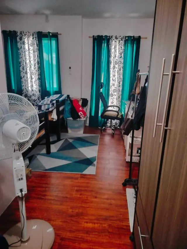 Garden Bloom for RENT - Secondary Image