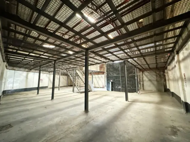 Strategic 400sqm WAREHOUSE  For Rent  in Pasig City! - Secondary Image