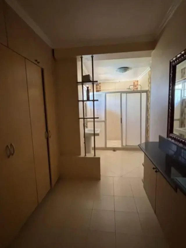 SEMI FURNISHED 4BR BANAWA HOUSE FOR RENT - Secondary Image