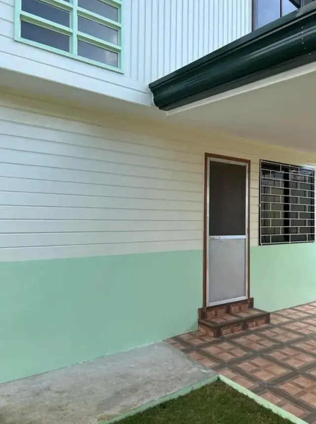 For rent 4 Bedroom Gated with 3 carport house and Lot in  Tisa Cebu City - Secondary Image