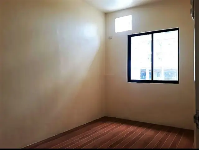 For Rent 4 Bedroom House with 2 Carparks  in Canduman Mandaue City - Secondary Image