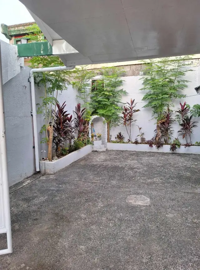 200 Sqm. House & Lot for Rent - Secondary Image