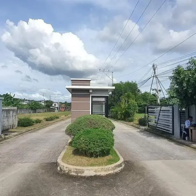 Discover Your Tranquil Oasis: Desirable House and Lot in Minglanilla - Secondary Image