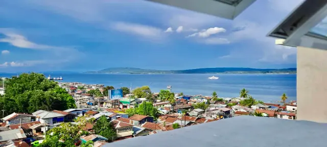 Seaside Bliss: Studio Unit with Spectacular Seaview in Davao - Secondary Image