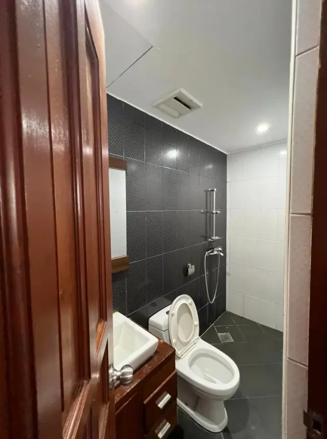 For Rent Fully Furnished Mediterranean-Style House at Pacific Grand Villas Lapu-Lapu City - Secondary Image