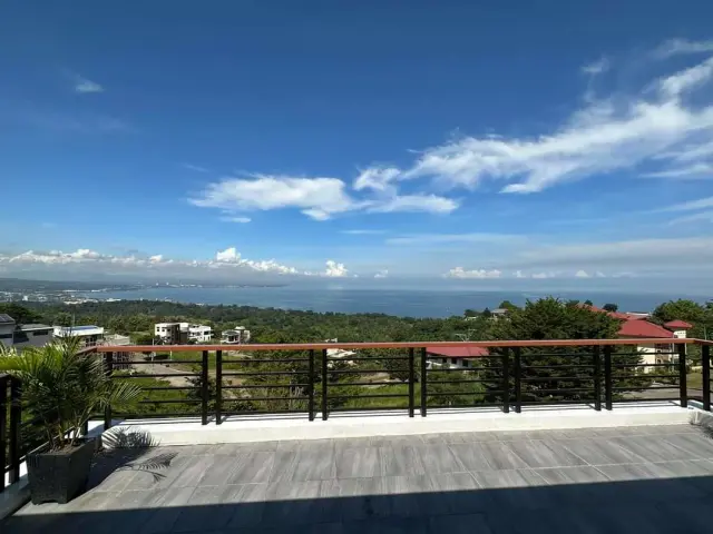 Big House for Rent with Beautiful View - Secondary Image