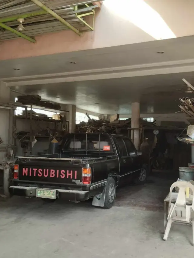 WHOLE COMMERCIAL BUILDING FOR LEASE ! UPPER TABOK, MANDAUE CITY - Secondary Image