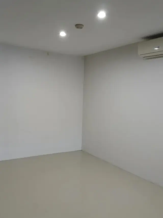 Spacious Office Space for Rent - Secondary Image