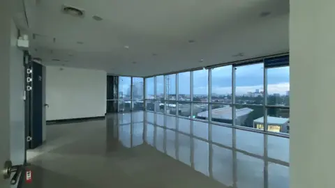 🌟 Premium Commercial Office Space for Rent! 🌟📍 Location: A.S. Fortuna, Mandaue City
