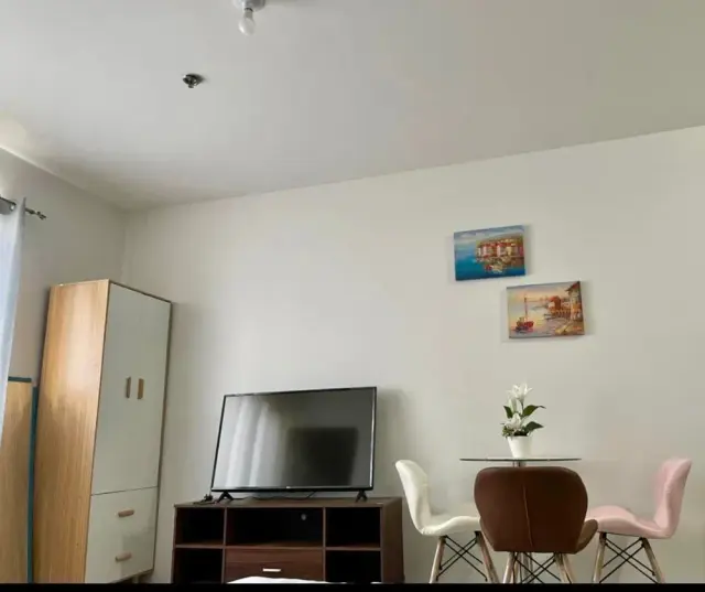 Fully furnished Studio unit in Plumera Mactan - Secondary Image