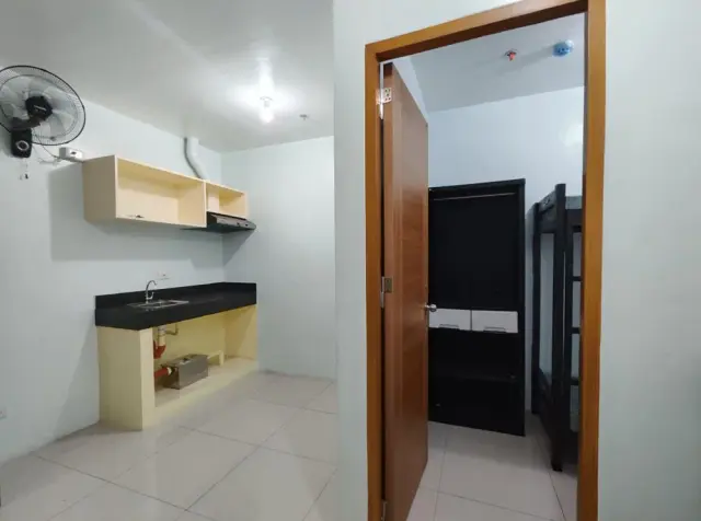 2 BEDROOMS FOR RENT (SEMI-FURNISHED) IN V.RAMA ENGLIS NEAR FUENTE - Secondary Image