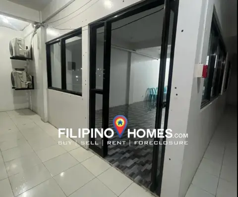 commercial-building-space-in-pili-market-for-rent