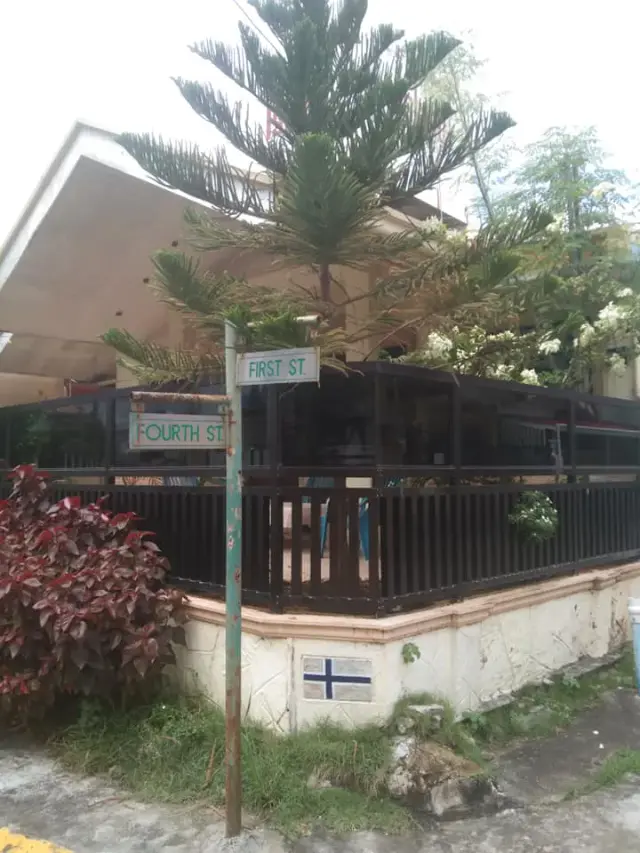 House	/	2 Bedrooms	/	Semi Furnished - Secondary Image