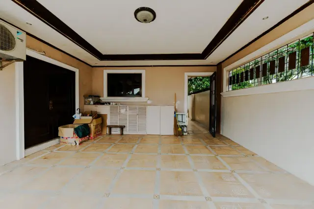 BIG & ELEGANT HOUSE AND LOT FOR RENT - PHILAMLIFE VILLAGE - Secondary Image