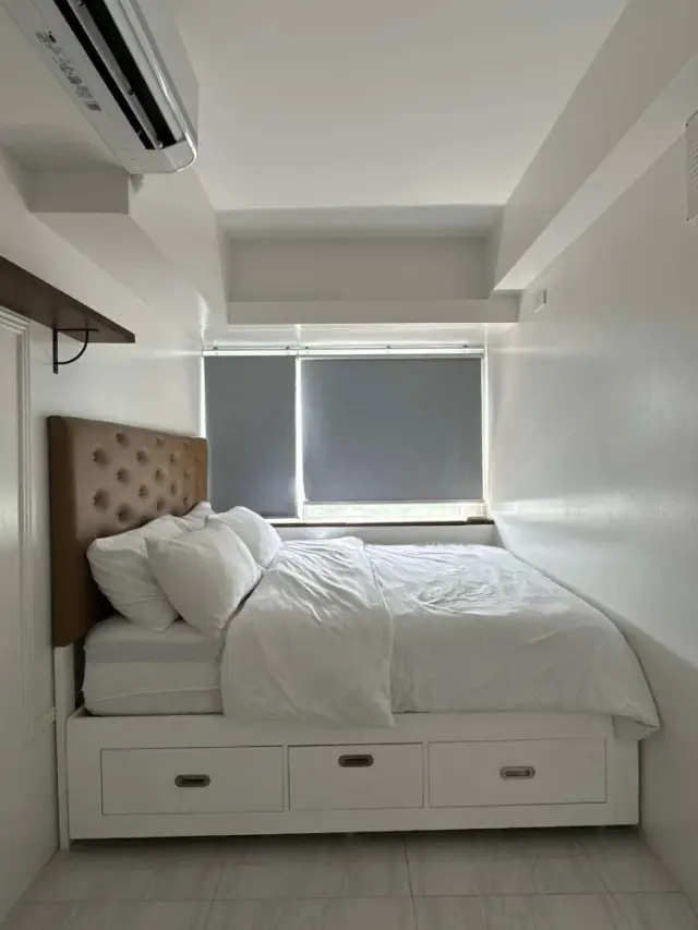 Iloilo Rent.ph Avida Tower 3(1bedroom Unit w/ Balcony - Secondary Image