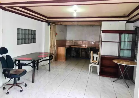 along-the-road-house-for-rent-at-danao-city-for-rent