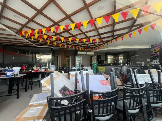 🏢 Commercial Space FOR RENT! 🏢  📍 Tipolo, Mandaue City - Secondary Image