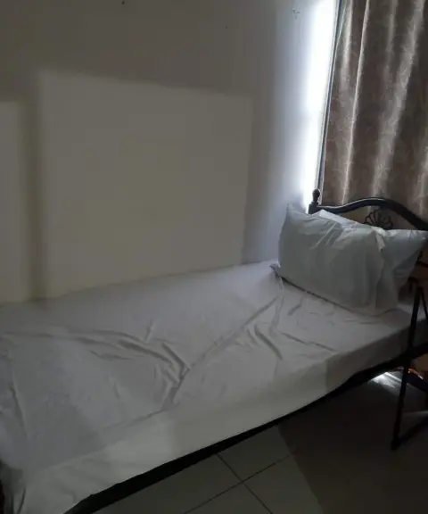 2-bedroom-condominium-horizons-101-for-rent