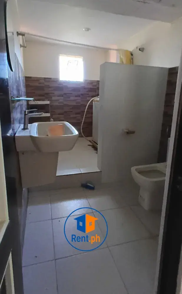 HOUSE AND LOT FOR RENT - Secondary Image