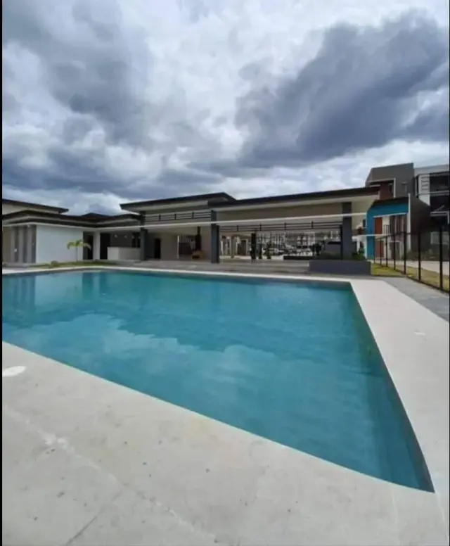 🏢 **Condo for Rent! 💸 Only 10k/month at Modena Town Square, Minglanilla, Cebu! 📌 Ground Floor, Close to Entrance, Semi-Furnished, 21sqm** - Secondary Image