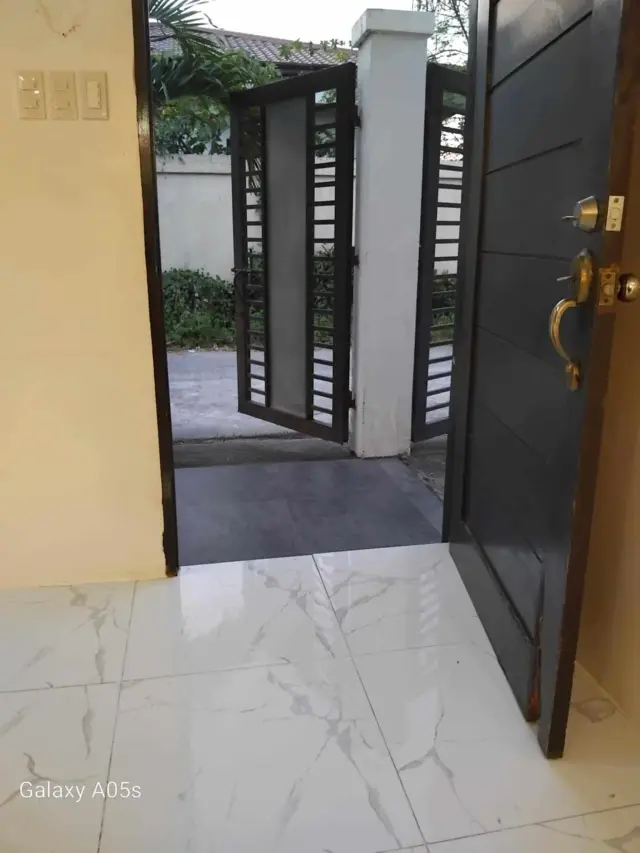Bungalow House For Rent - Secondary Image