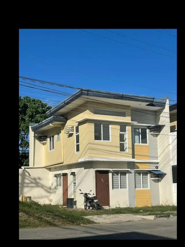 BARE UNIT HOUSE AND LOT FOR RENT IN DIAMOND HEIGHTS - Secondary Image