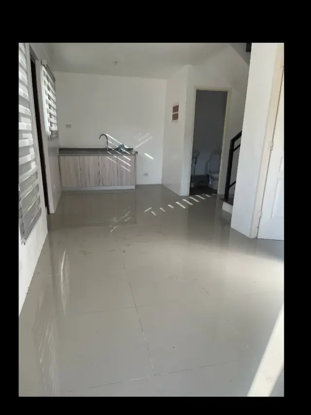 BARE UNIT HOUSE AND LOT FOR RENT IN DIAMOND HEIGHTS - Secondary Image