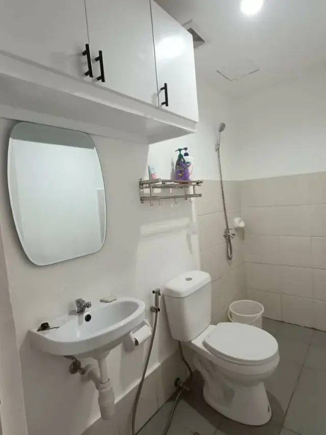 Studio Unit at Modena Townsquare Walk Up Condo - Secondary Image