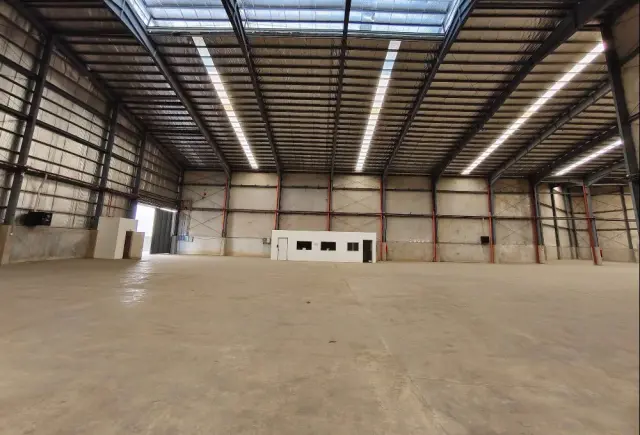 HEAVY-DUTY WAREHOUSE FOR RENT – BUILT TO PERFORM - Secondary Image