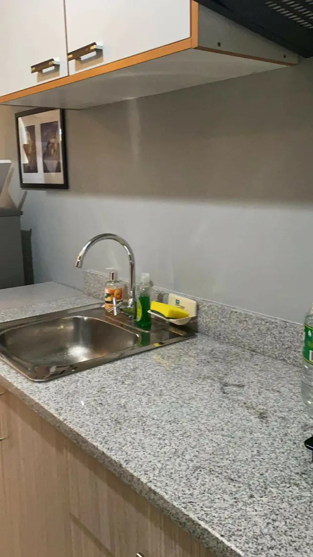 Studio Unit for Rent at CM Labangon - Secondary Image