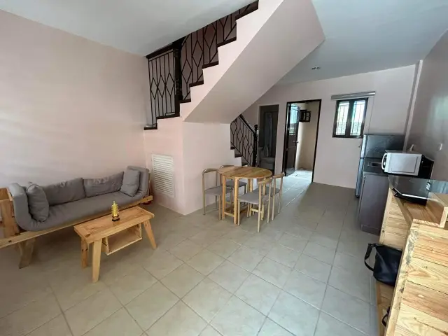 Townhouse fronting Hospital in Jaro, Iloilo City - Secondary Image