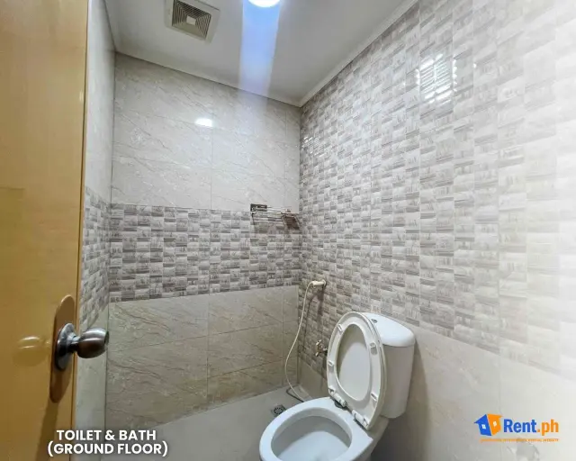 FOR RENT: Spacious 2-Bedroom Townhouse in Pajac Abuno, Lapu-Lapu City - Secondary Image