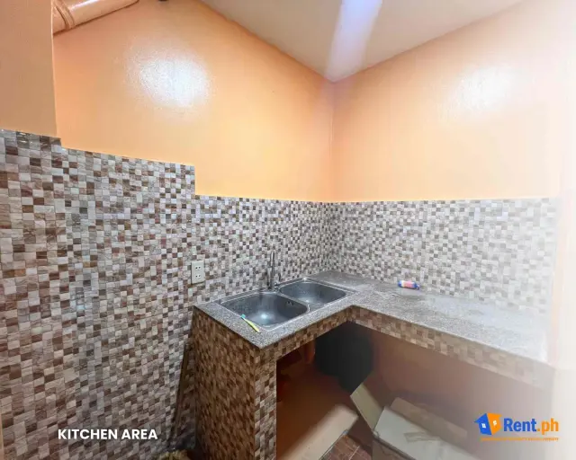 FOR RENT: Spacious 2-Bedroom Townhouse in Pajac Abuno, Lapu-Lapu City - Secondary Image
