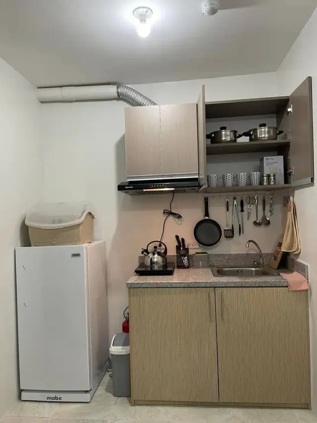 2 Bedroom-Condominium - Secondary Image