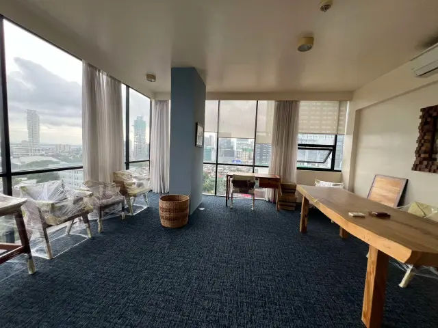 Corner Office Studio for RENT in Avenir Archb. Reyes Ave., Cebu City - Secondary Image