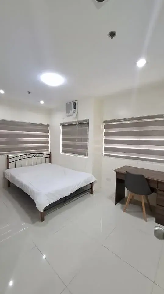 Studio-Condominium - Secondary Image