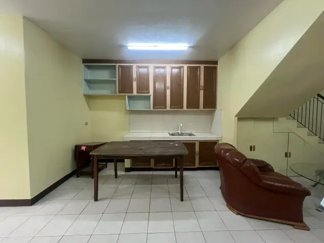 HOUSE FOR RENT IN LAHUG- SEMI-FURNISHED OR FULLY FURNISHED - Secondary Image