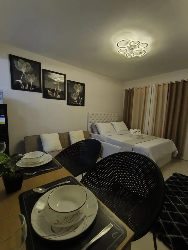 Studio Unit with high speed Internet few steps from SM JMall - Secondary Image