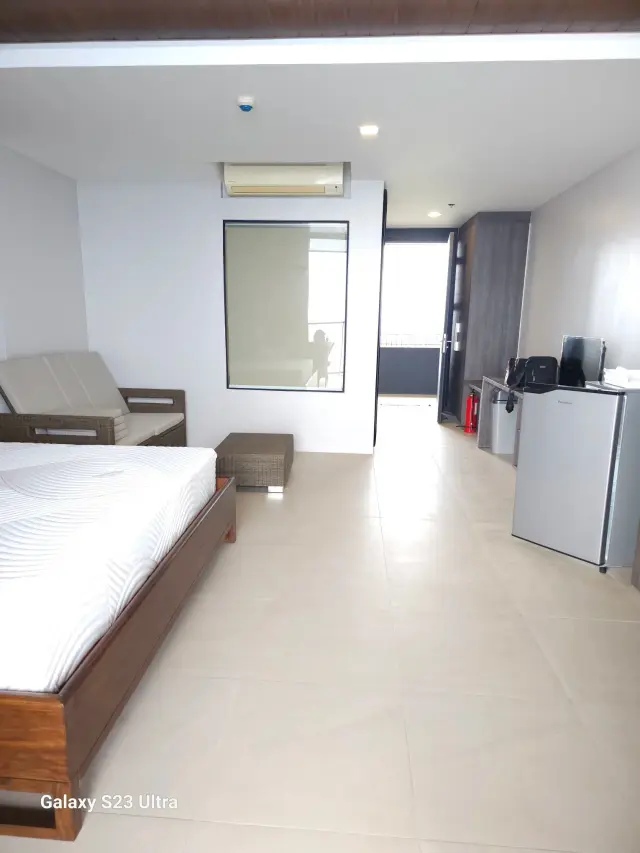 The Reef Island Resort Mactan Studio Unit for Rent - Secondary Image