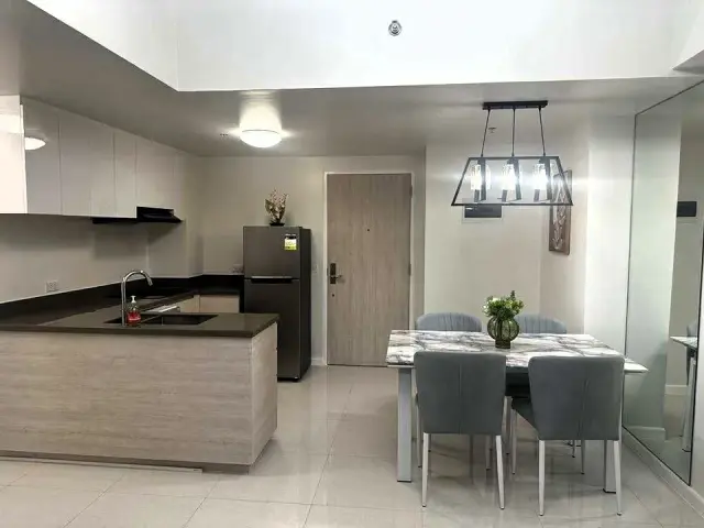 For Rent 2 bedrooms with Parking and 2 Toilets and Bahts in Mandani bay Mandaue City - Secondary Image