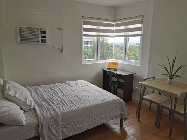 Spacious and peaceful corner unit fully furnished studio near Capitol and Fuente Osmena - Secondary Image