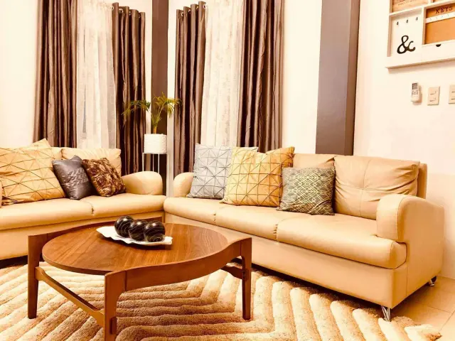 Luxurious 3 Bedroom House and Lot for RENT - Secondary Image