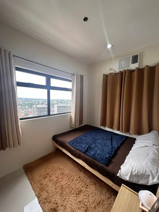 Fully Furnished 1 Bedroom Unit at The Midpoint Residences For Rent - Secondary Image