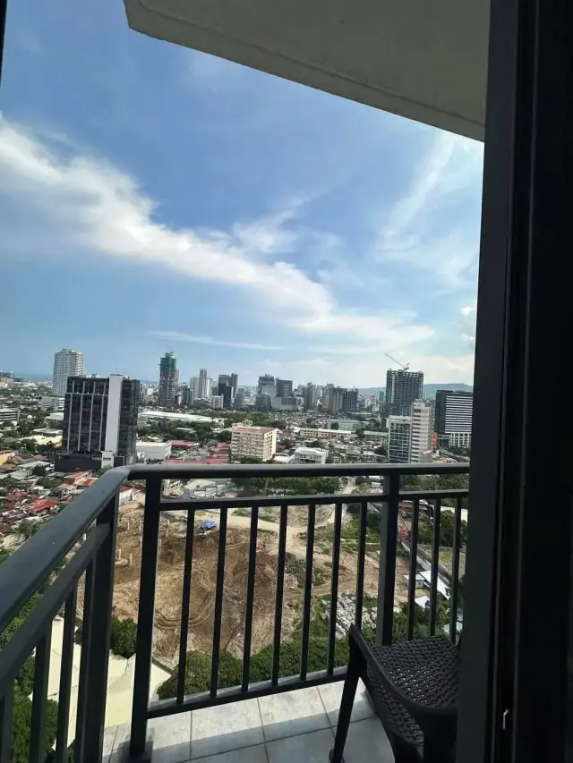 Grand Residences Condominium for rent - Secondary Image