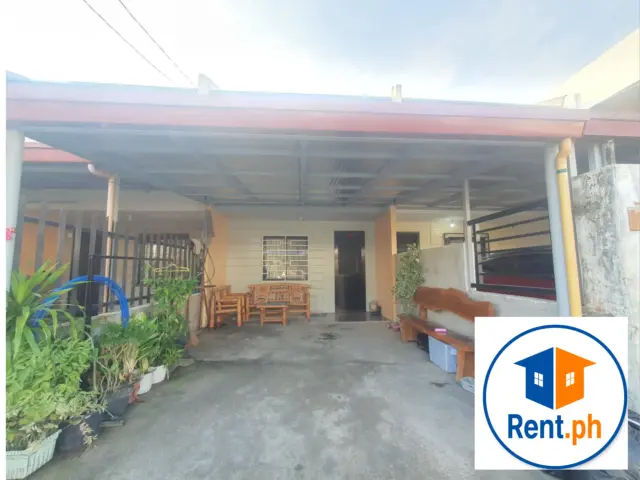 Townhouse Near Everywhere you want to be to - Secondary Image