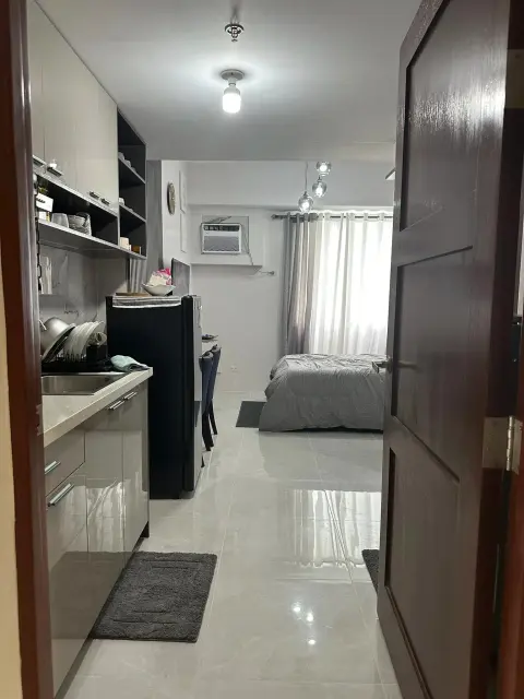 fully-furnished-studio-unit-at-casa-mira-tower-mandaue-city-for-rent-for-rent