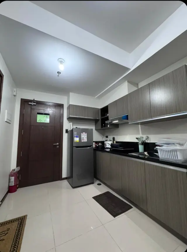 1Bedroom-Condominium - Secondary Image