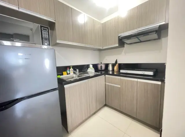 Robinson Galleria Condominium for Rent - Secondary Image
